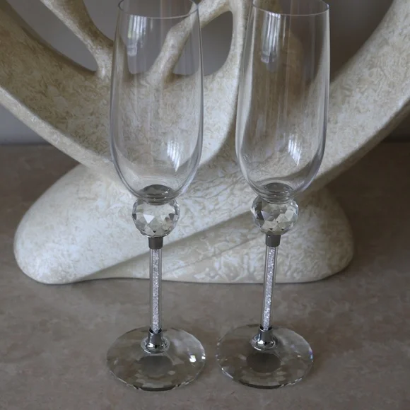 DAVID TUTERA SILVER RHINESTONE SPARKLE CRYSTAL WEDDING DECORATIVE FLUTES - S/2 - Picture 3 of 7